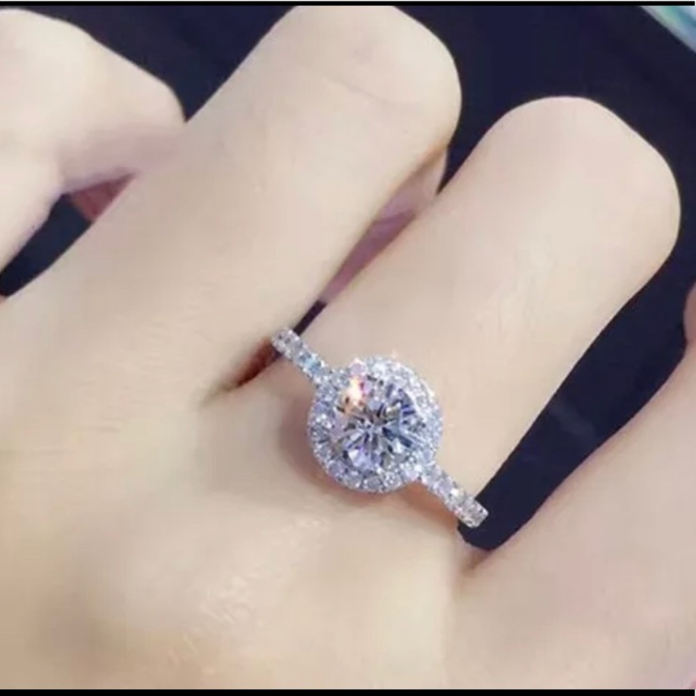 Silver CZ Round Stone Wedding Engagement Ring - Picture 6 of 8
